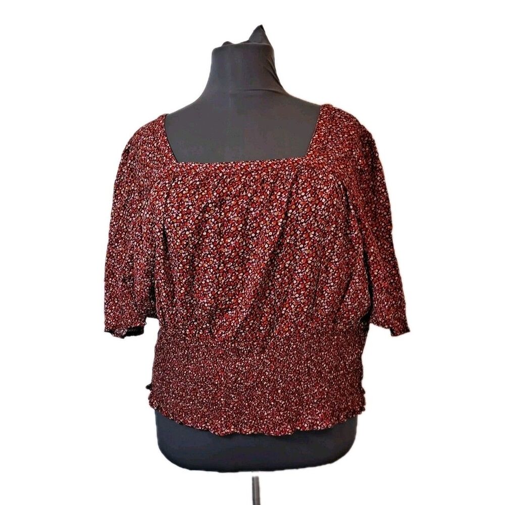 Universal Thread Women's Crop Top Size 4X Floral Smocked Puff Sleeve Square Neck